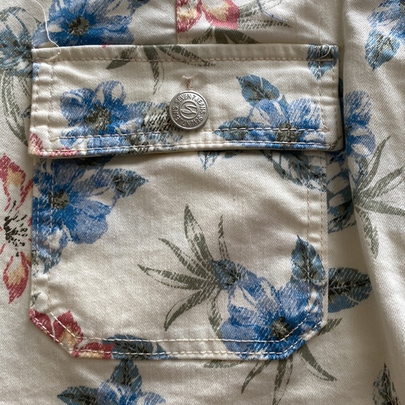 Seven7 Pale yellow Floral Utility Skirt Size 8 NWT - Picture 7 of 9